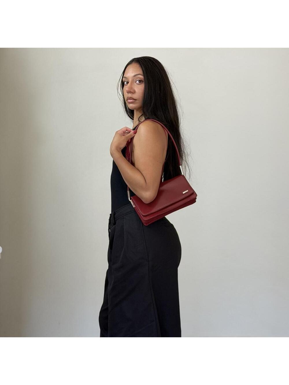 Nine West Women's Black and Burgundy Bag